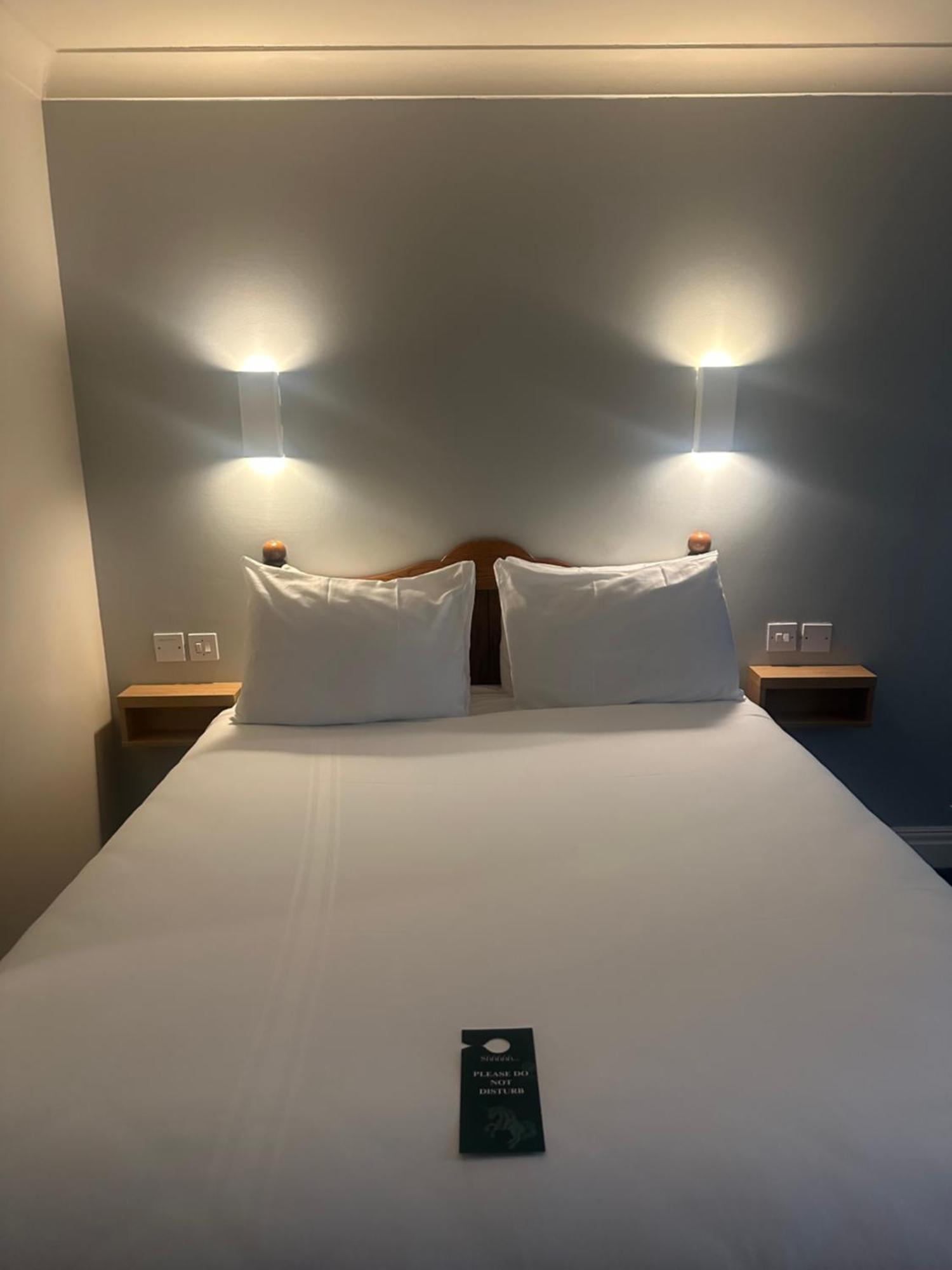 Go2 Glasgow Cumbernauld Hotel - Free Parking And Pet Friendly Luaran gambar